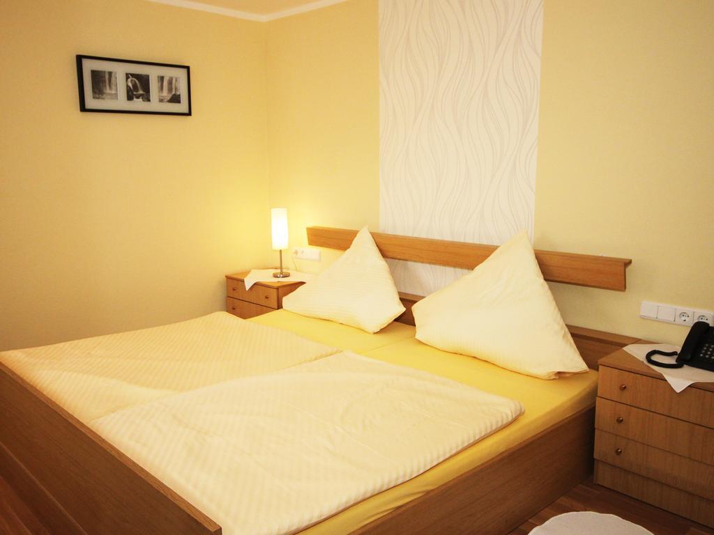 Landhotel Weinrich Naumburg  Chambre photo